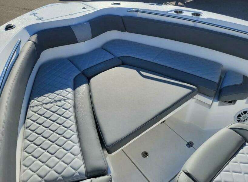 22ft NauticStar Yacht For Sale