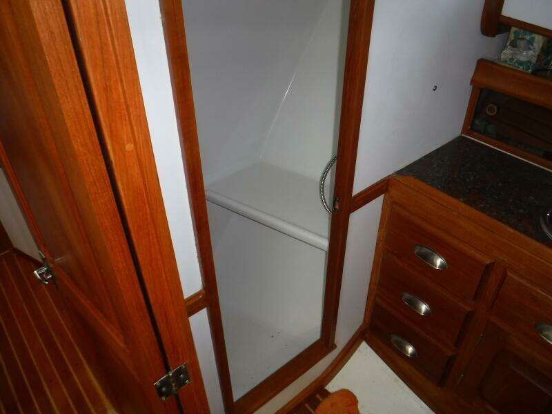 35ft Duffy Yacht For Sale