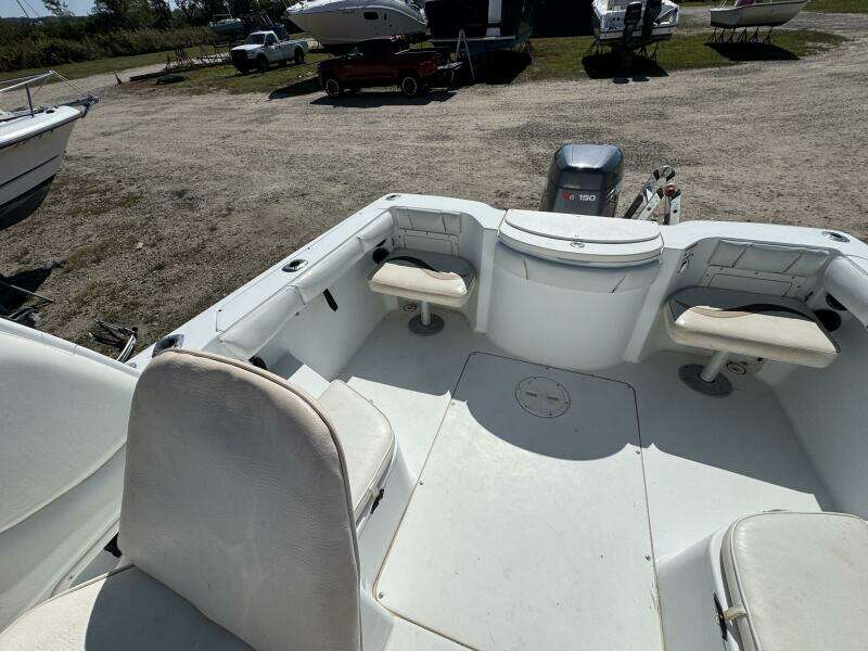 Spoiled 21ft Seaswirl Yacht For Sale