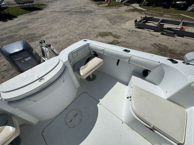 Spoiled 21ft Seaswirl Yacht For Sale