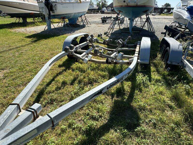 Spoiled 21ft Seaswirl Yacht For Sale