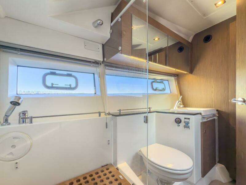 Bees Knees 45ft Jeanneau Yacht For Sale