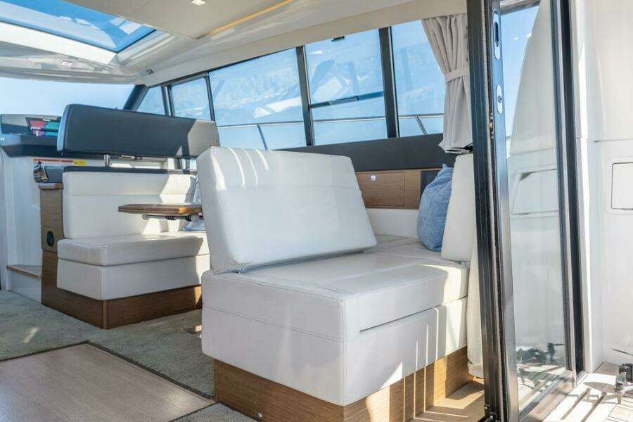 Bees Knees 45ft Jeanneau Yacht For Sale