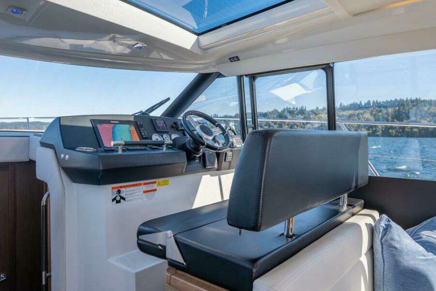 Bees Knees 45ft Jeanneau Yacht For Sale