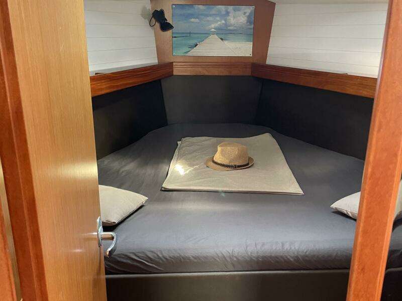 Antari 37ft Bavaria Yacht For Sale