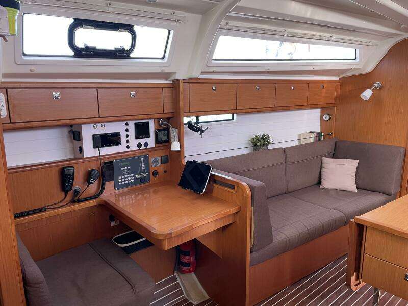Antari 37ft Bavaria Yacht For Sale