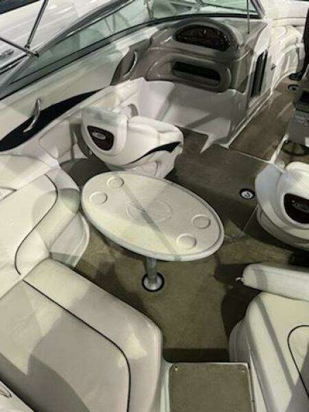 23ft Crownline Yacht For Sale