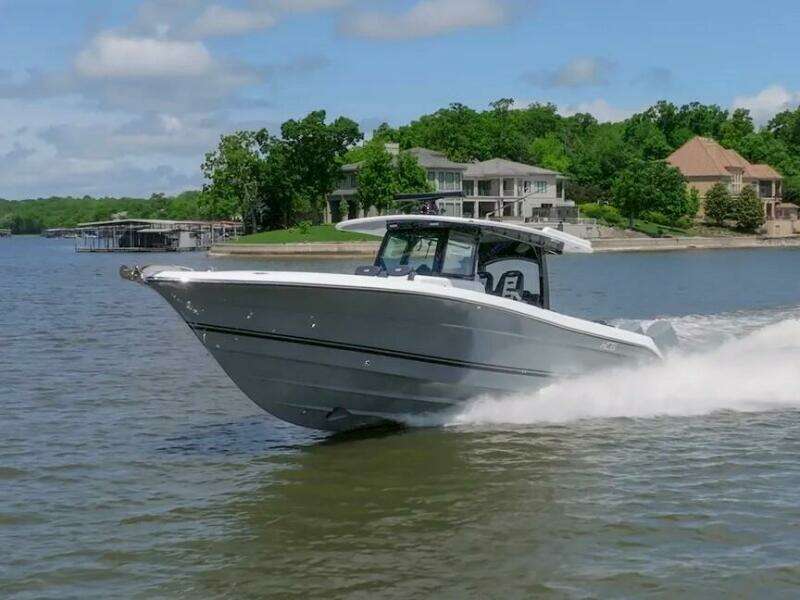 42ft HCB Yacht For Sale