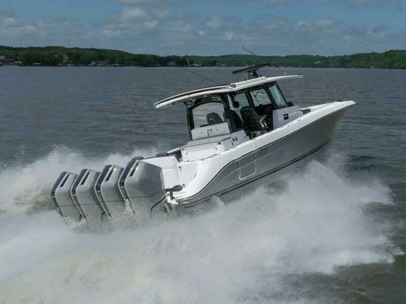 42ft HCB Yacht For Sale