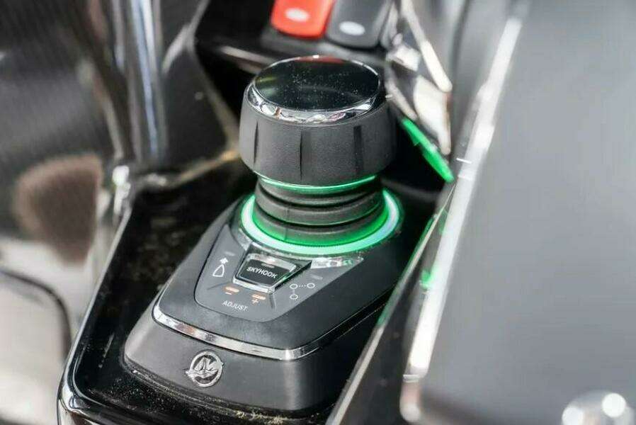 42ft HCB Yacht For Sale