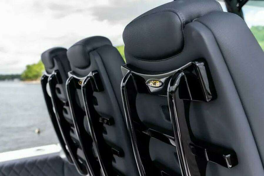 42ft HCB Yacht For Sale