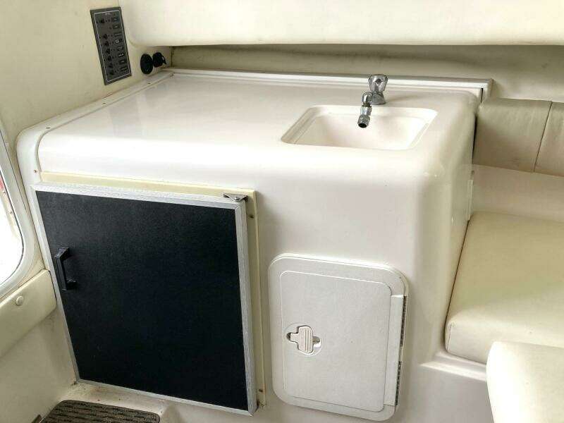 24ft Sport Craft Yacht For Sale