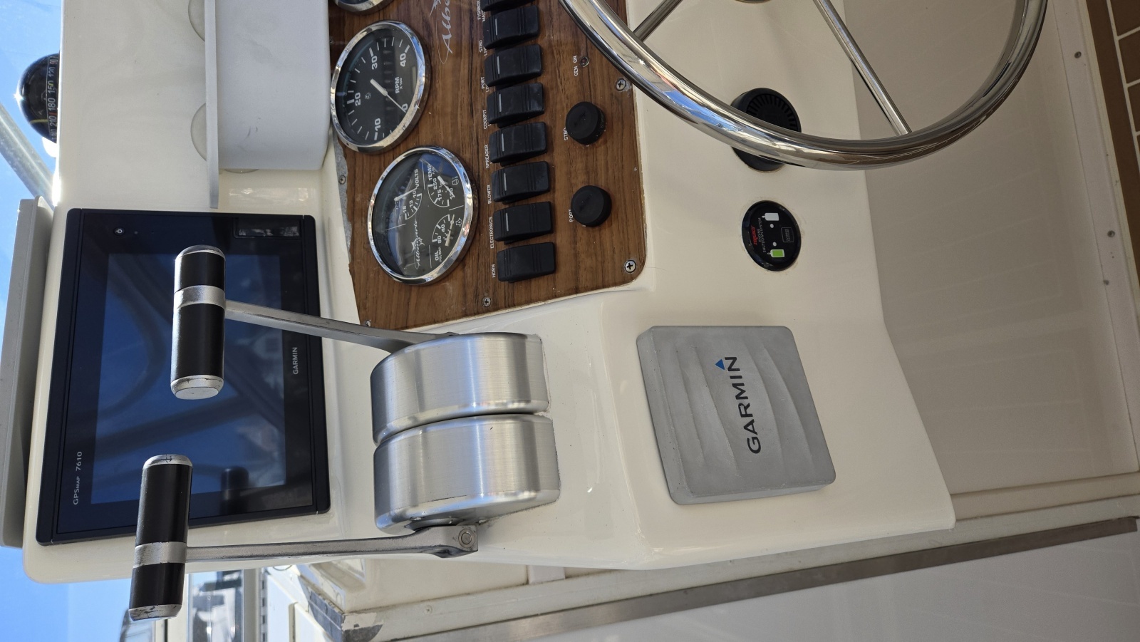 32ft Albemarle Yacht For Sale