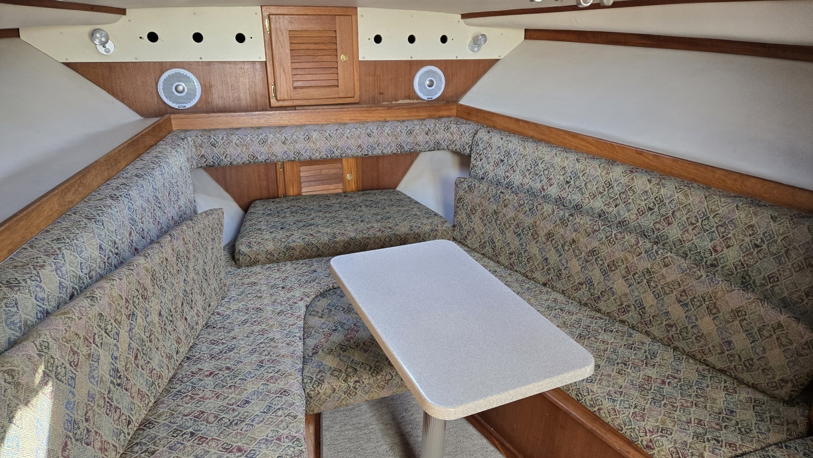 32ft Albemarle Yacht For Sale