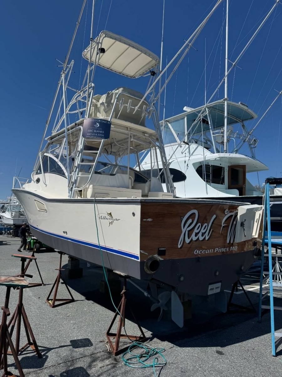 32ft Albemarle Yacht For Sale