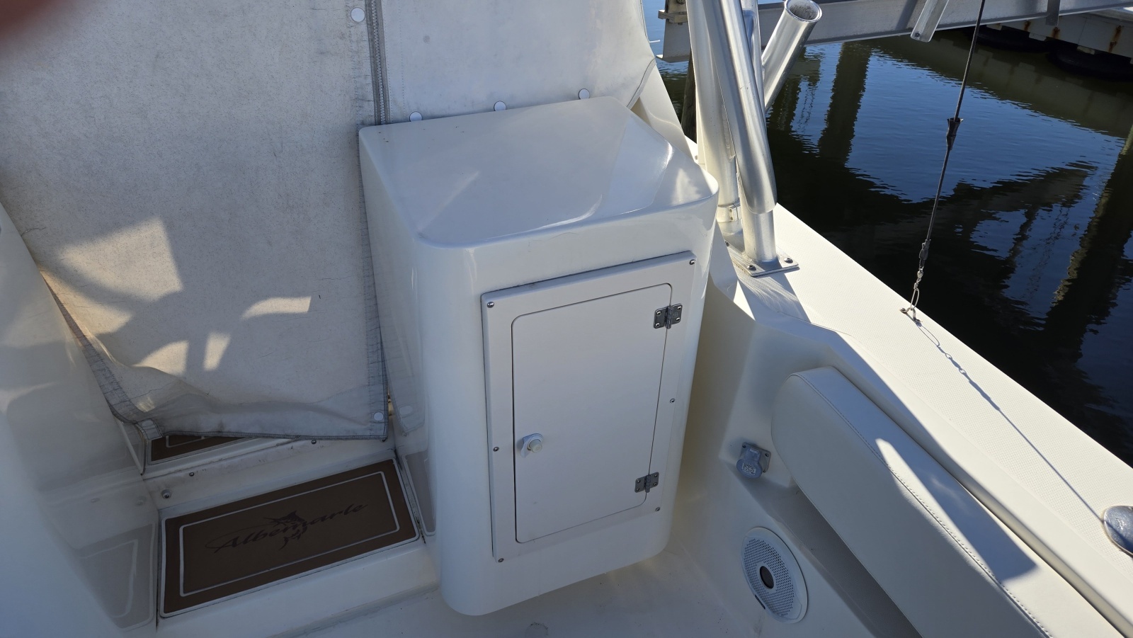 32ft Albemarle Yacht For Sale