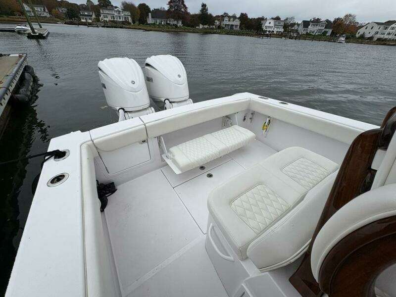 30ft Jupiter Yacht For Sale