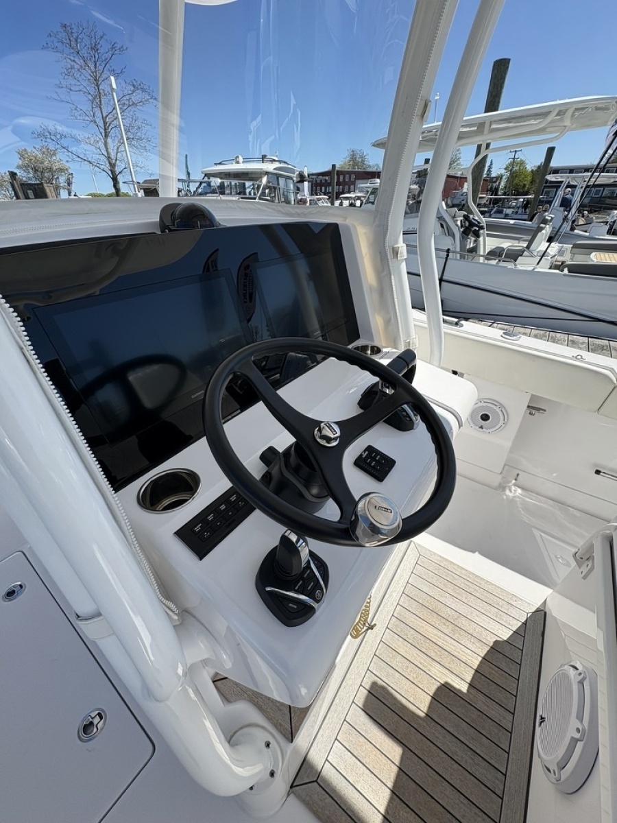 30ft Jupiter Yacht For Sale