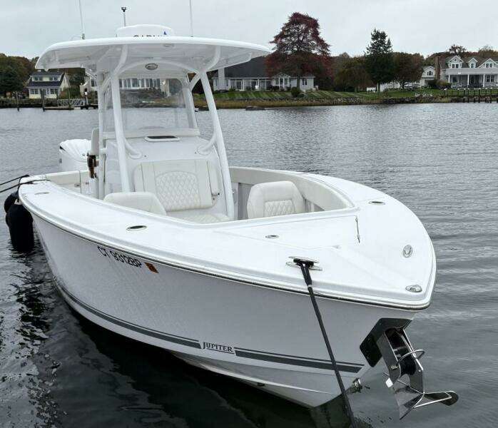 30ft Jupiter Yacht For Sale