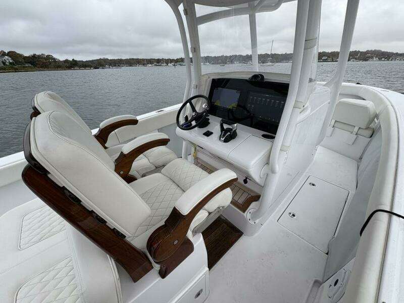 30ft Jupiter Yacht For Sale