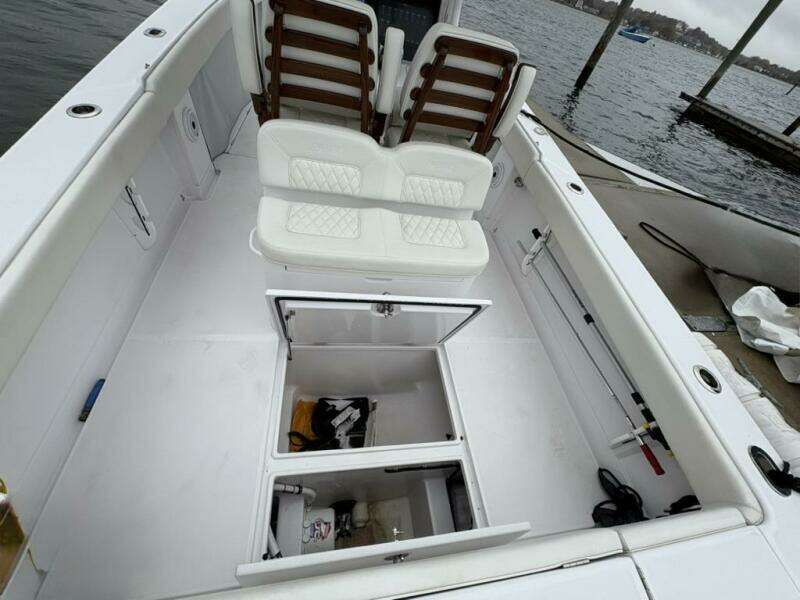 30ft Jupiter Yacht For Sale