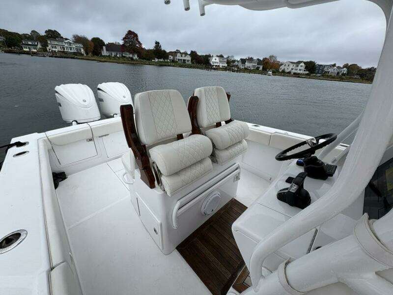 30ft Jupiter Yacht For Sale