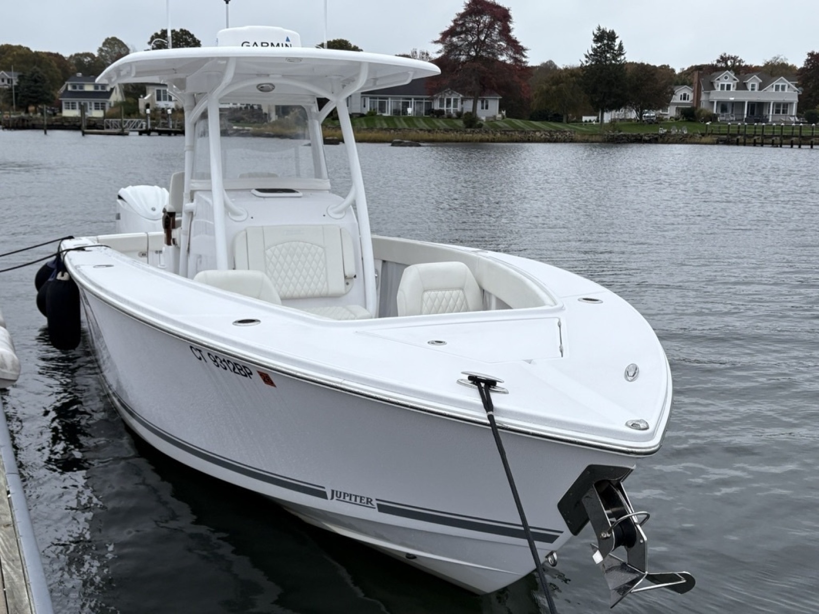 30ft Jupiter Yacht For Sale