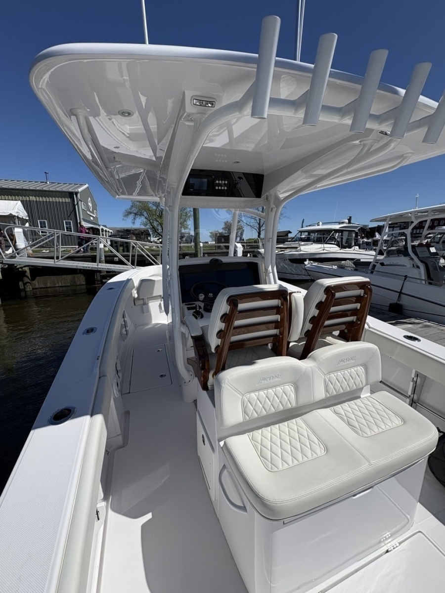 30ft Jupiter Yacht For Sale