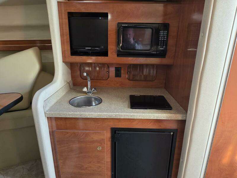 300ft Rinker Yacht For Sale