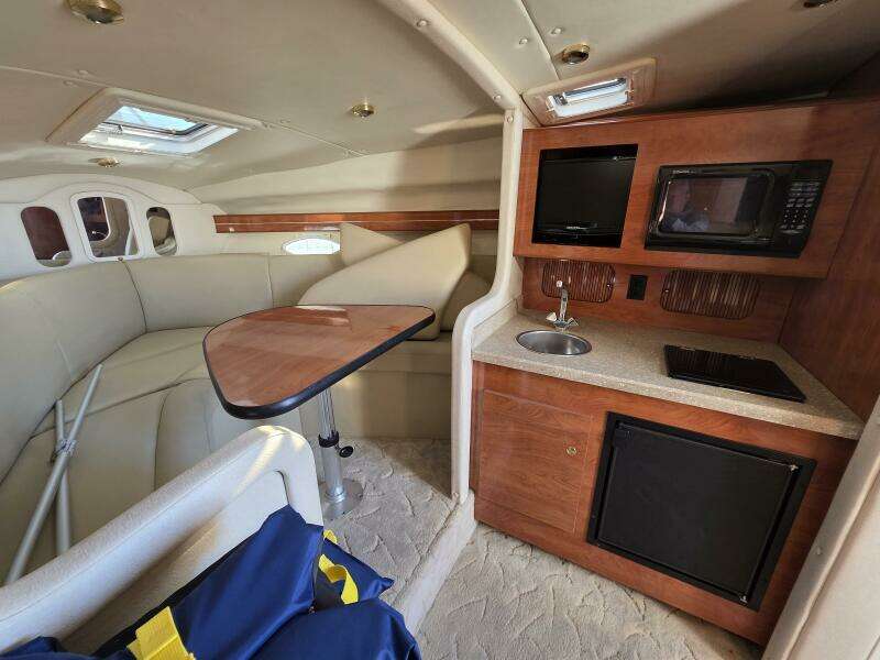 300ft Rinker Yacht For Sale