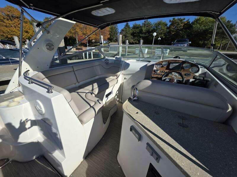 300ft Rinker Yacht For Sale