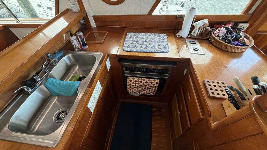 Queen Jeannine 57ft Island Gypsy Yacht For Sale