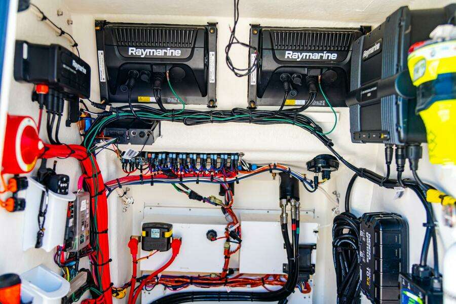 24ft Pair Customs Yacht For Sale