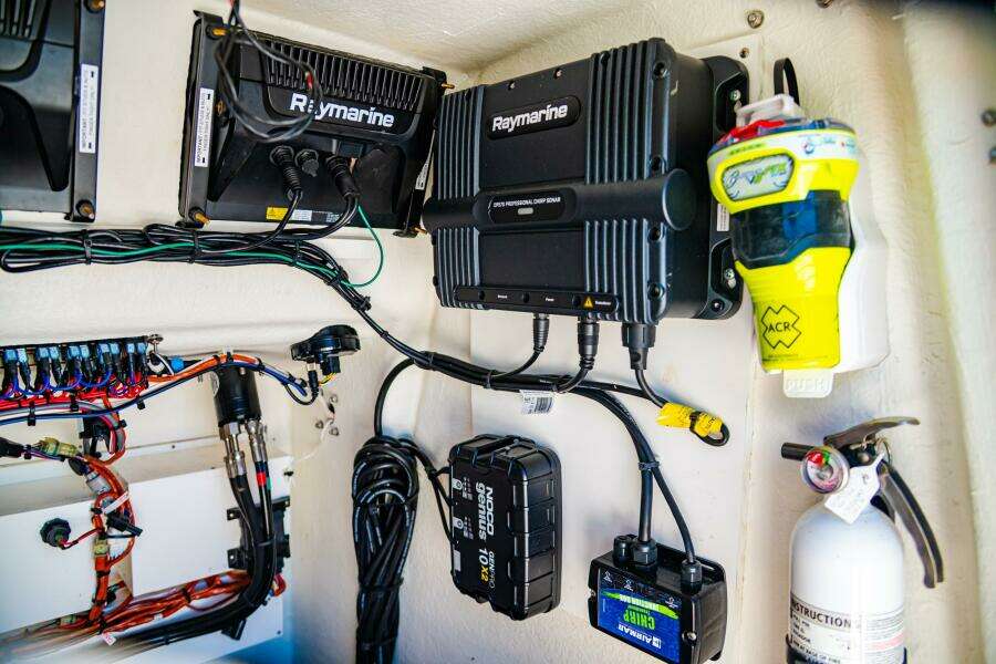 24ft Pair Customs Yacht For Sale