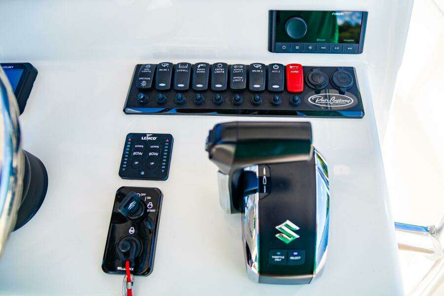 24ft Pair Customs Yacht For Sale