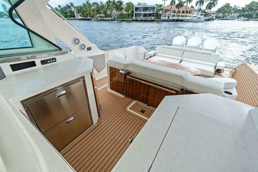 GAL YAM 3 48ft Tiara Yachts Yacht For Sale