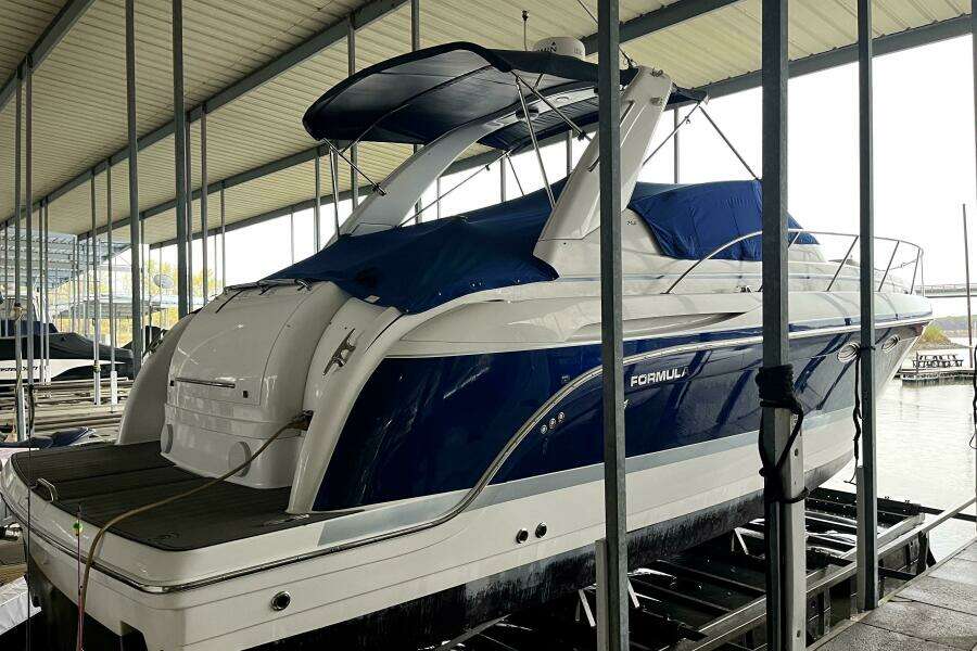 34ft Formula Yacht For Sale