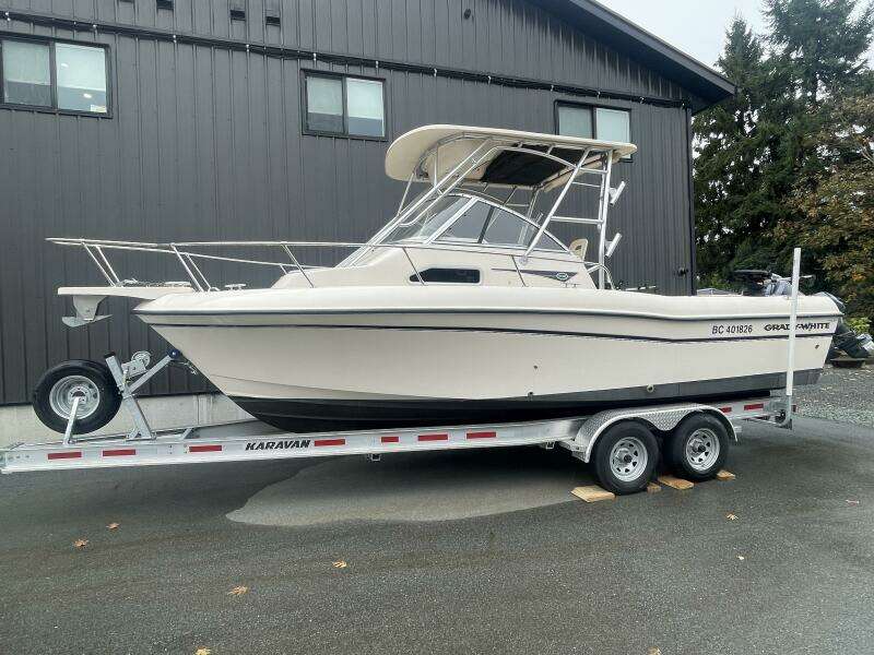 23ft Grady White Yacht For Sale