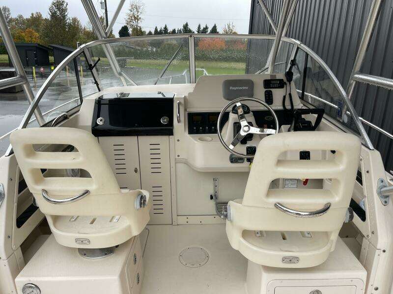 23ft Grady White Yacht For Sale