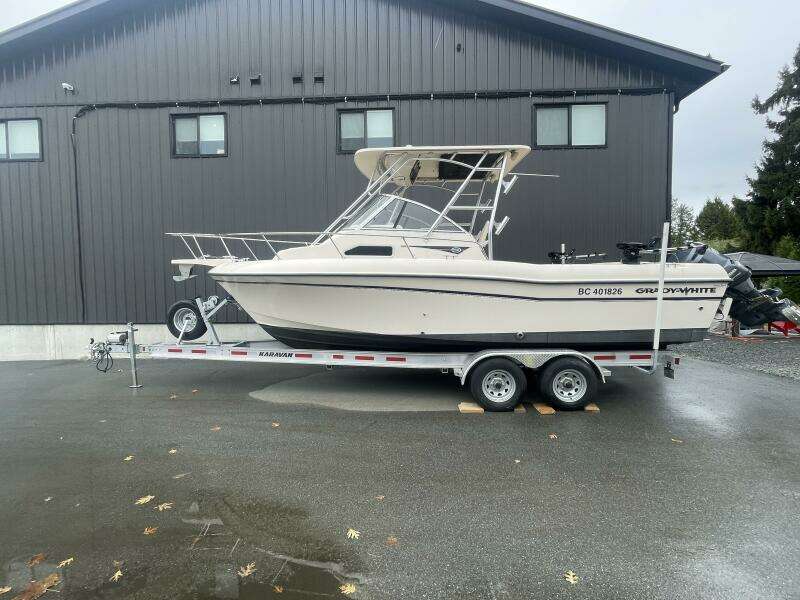23ft Grady White Yacht For Sale