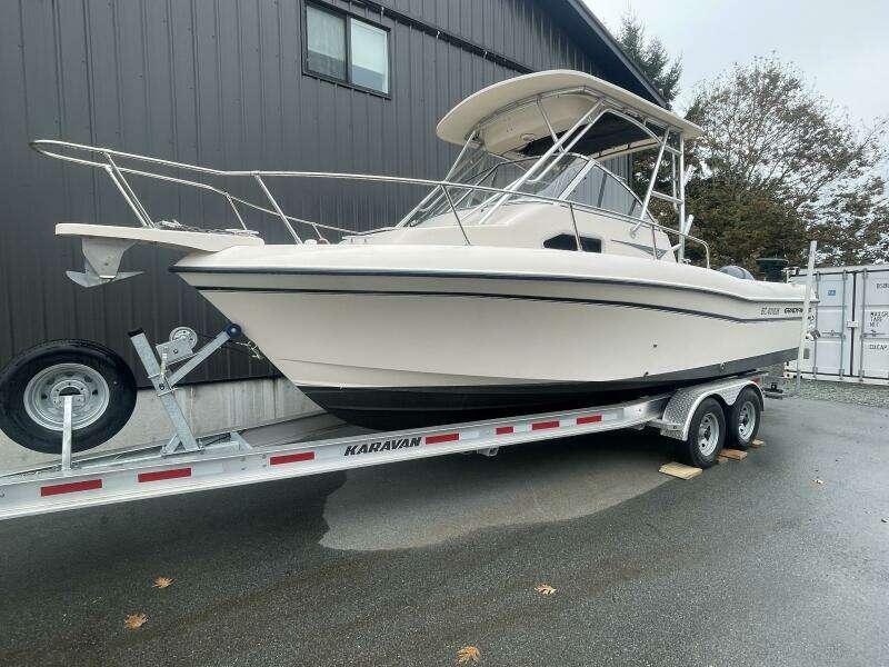 23ft Grady White Yacht For Sale