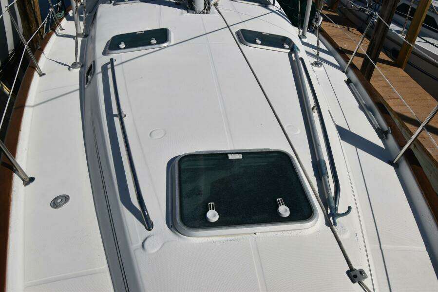 Alledgedly 41ft Beneteau Yacht For Sale