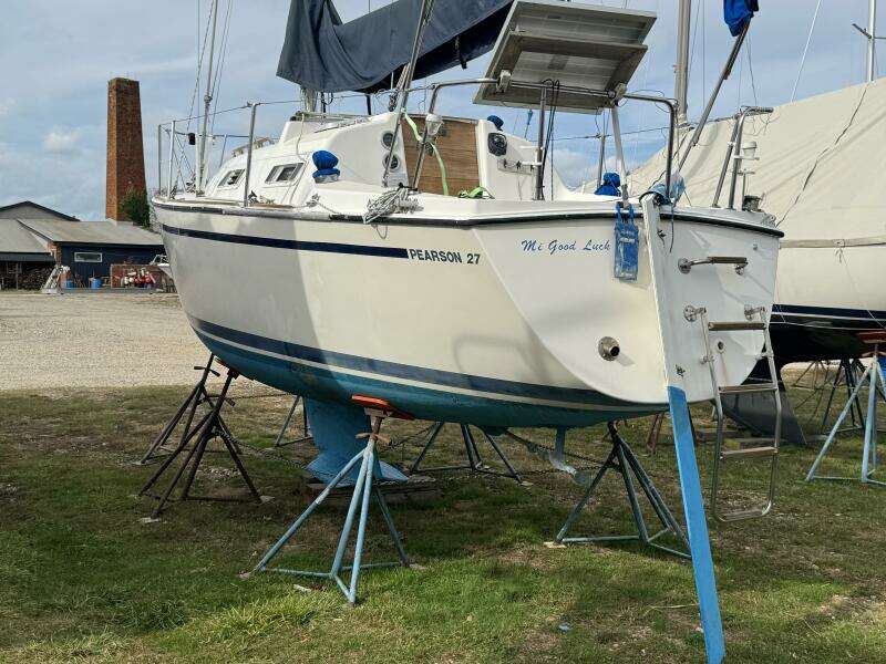 MI GOOD LUCK 27ft Pearson Yacht For Sale