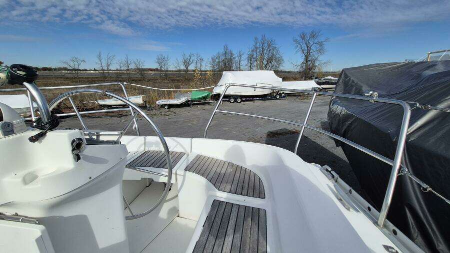32ft Beneteau Yacht For Sale