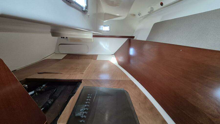 32ft Beneteau Yacht For Sale