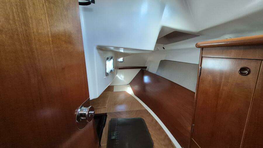 32ft Beneteau Yacht For Sale