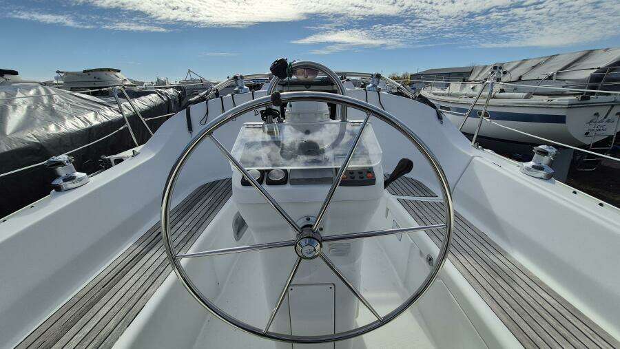 32ft Beneteau Yacht For Sale