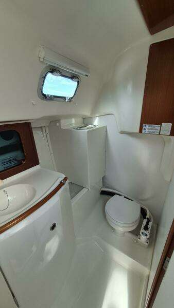 32ft Beneteau Yacht For Sale