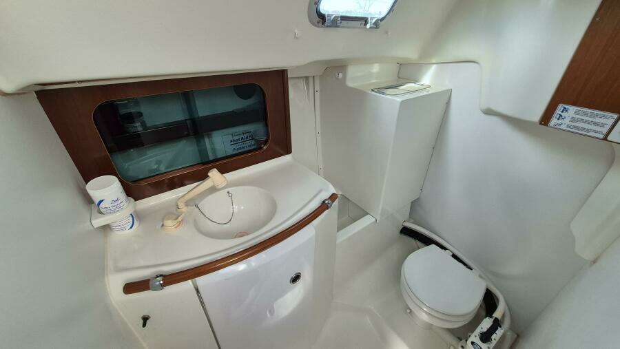 32ft Beneteau Yacht For Sale