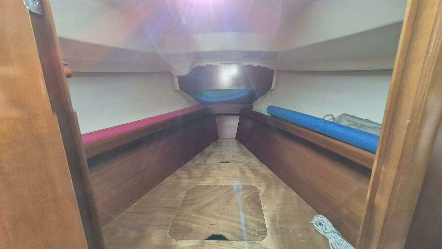 32ft Beneteau Yacht For Sale